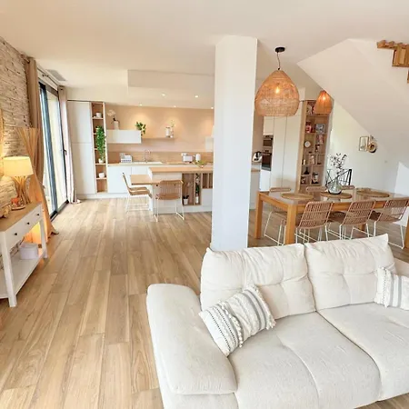 Moderne Pour 8 Personnes - Vue Sur ! نيس