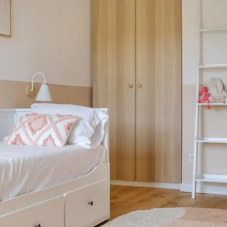 Villa Moderne Pour 8 Personnes - Vue Sur !