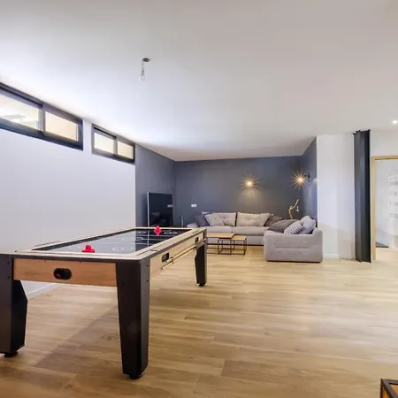 Moderne Pour 8 Personnes - Vue Sur ! * Nizza