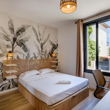 Moderne Pour 8 Personnes - Vue Sur ! *