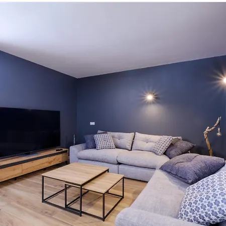 Moderne Pour 8 Personnes - Vue Sur ! * Nizza