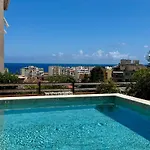 Moderne Pour 8 Personnes - Vue Sur ! Nice