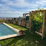 Moderne Pour 8 Personnes - Vue Sur ! Villa Nice
