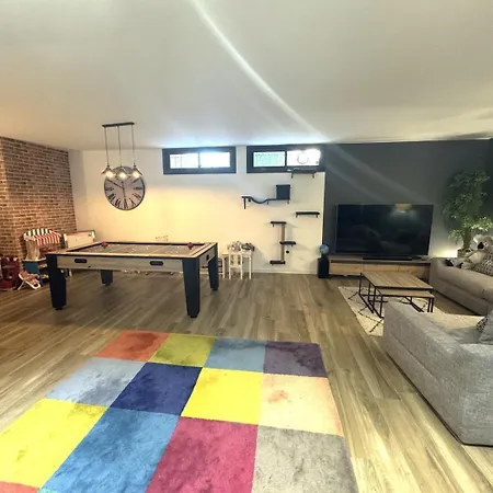 Moderne Pour 8 Personnes - Vue Sur !
