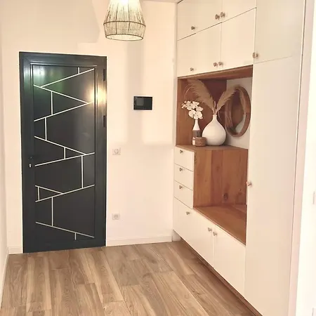 Villa Moderne Pour 8 Personnes - Vue Sur !