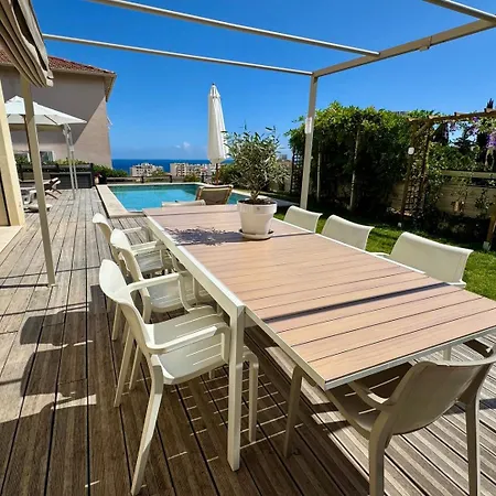Moderne Pour 8 Personnes - Vue Sur ! Willa *