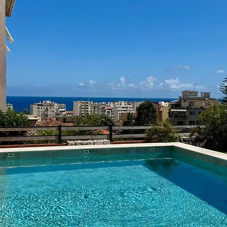 Moderne Pour 8 Personnes - Vue Sur ! Niza