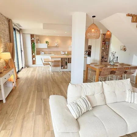 Moderne Pour 8 Personnes - Vue Sur ! Nice