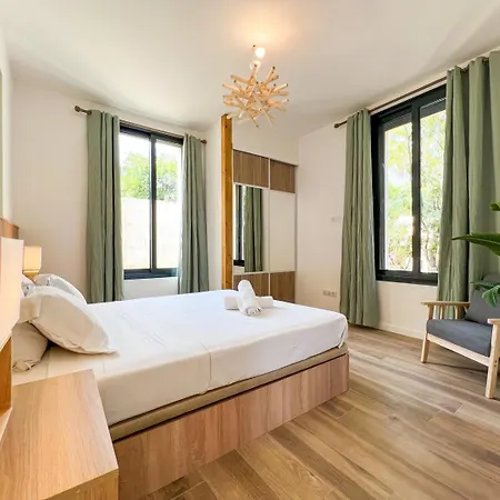 Villa Moderne Pour 8 Personnes - Vue Sur !