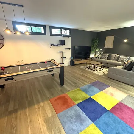 Villa Moderne Pour 8 Personnes - Vue Sur !